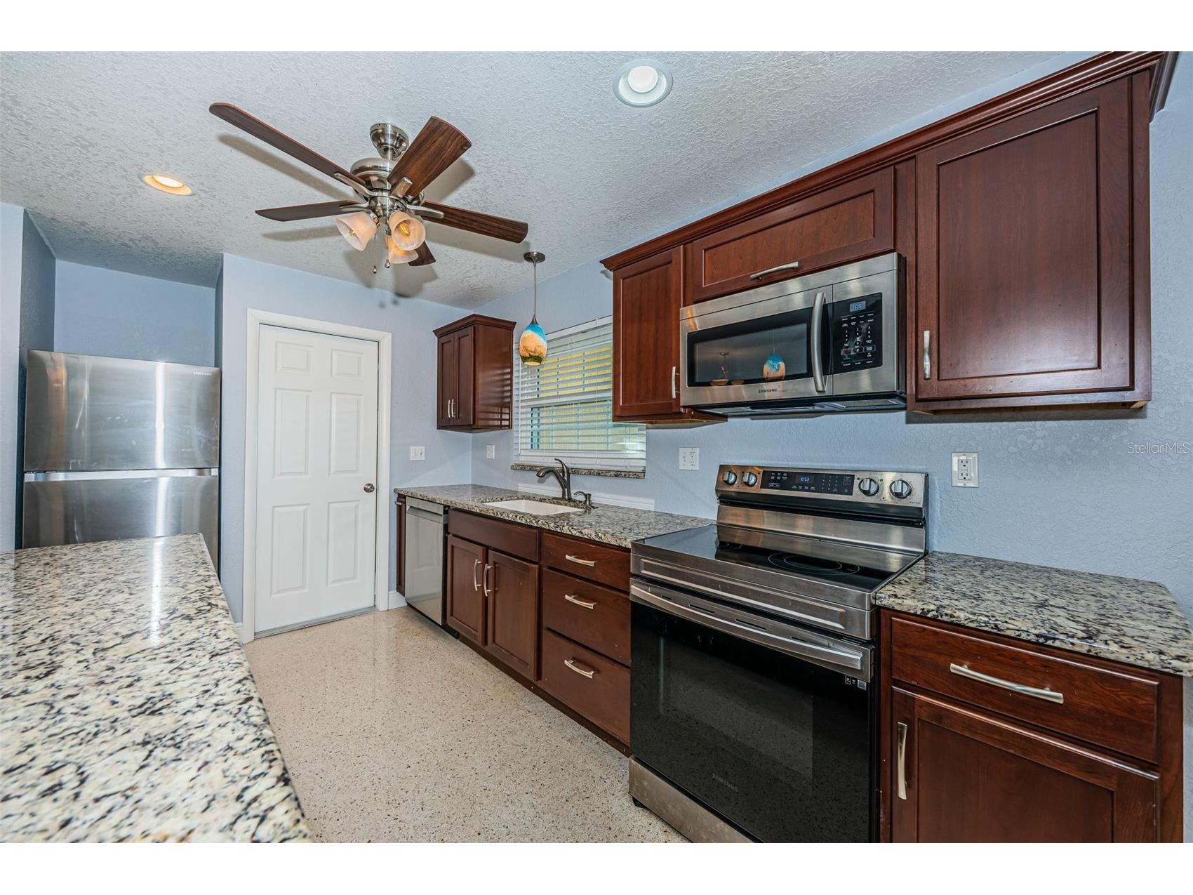 14025 Yacht Club Boulevard Seminole FL 33776 TB8498409 image5