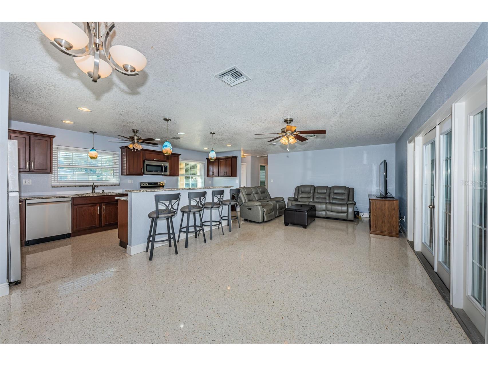 14025 Yacht Club Boulevard Seminole FL 33776 TB8498409 image7