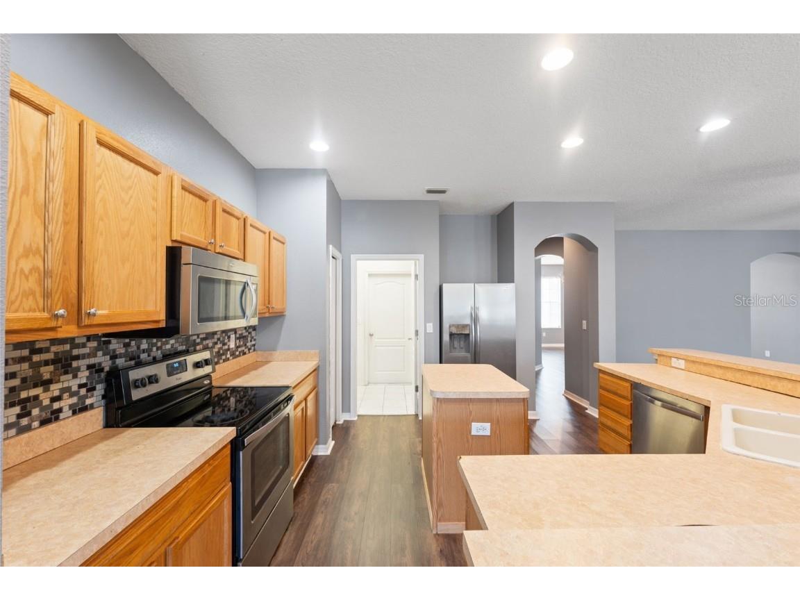 14027 Bensbrook Drive Spring Hill FL 34609 W7879254 image15