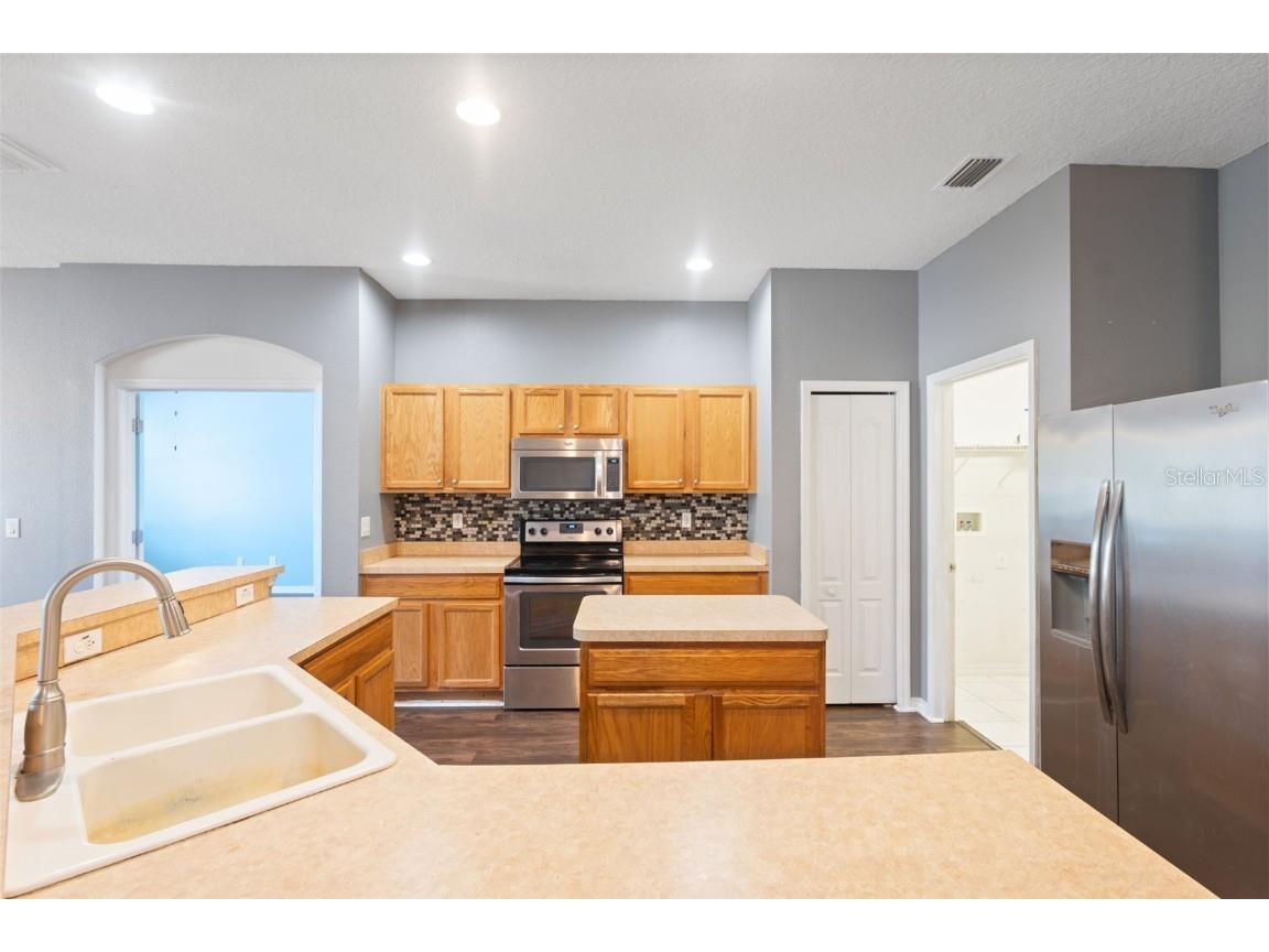 14027 Bensbrook Drive Spring Hill FL 34609 W7879254 image17