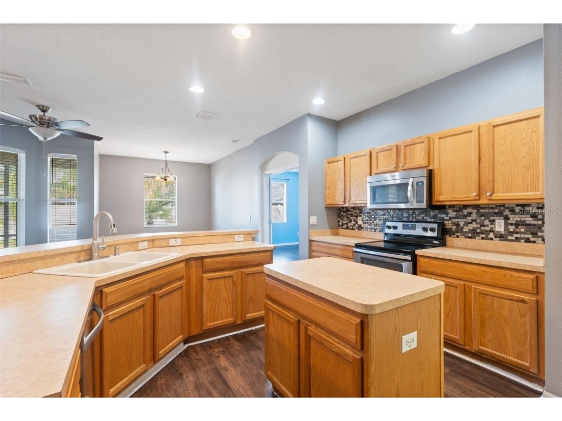 14027 Bensbrook Drive Spring Hill FL 34609 W7879254 image18