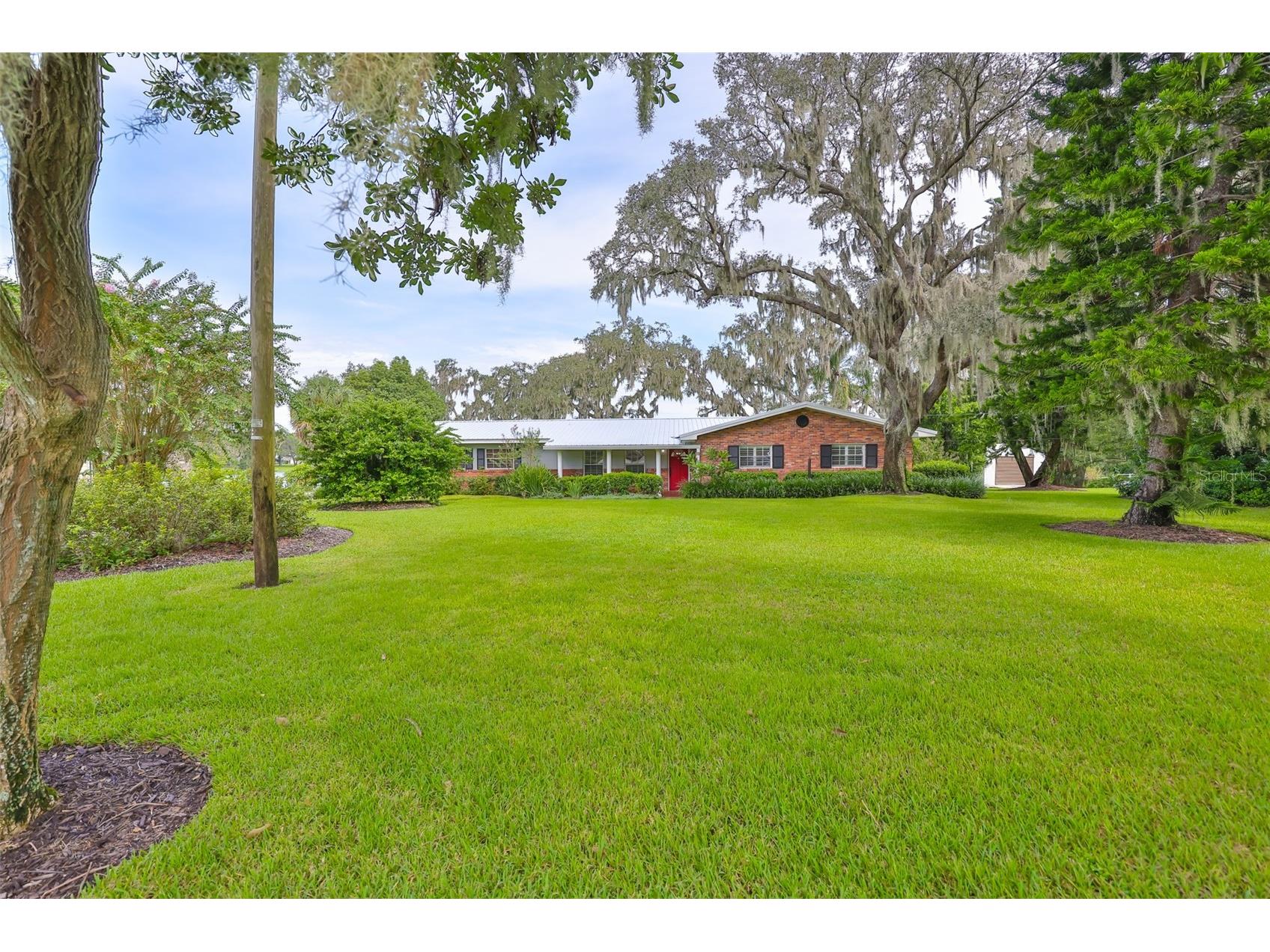 14028 Blackjack Road Dover FL 33527 - Moore Lake TB8427150 image1
