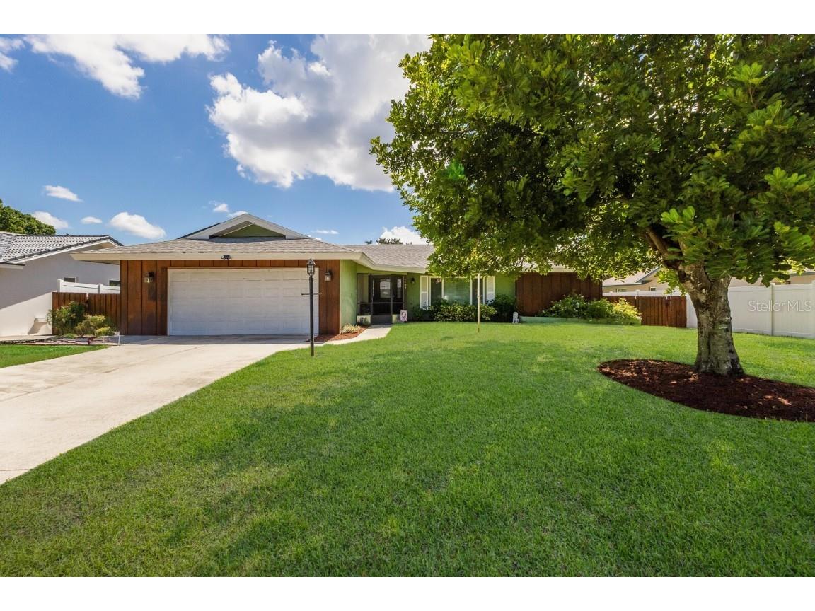 1403 64th Street NW Bradenton FL 34209 A4621545 image1