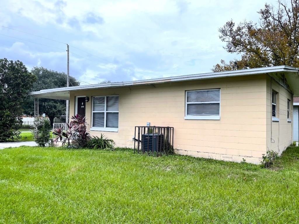 1403 Amaros Avenue Orlando FL 32811 O6125147 image1