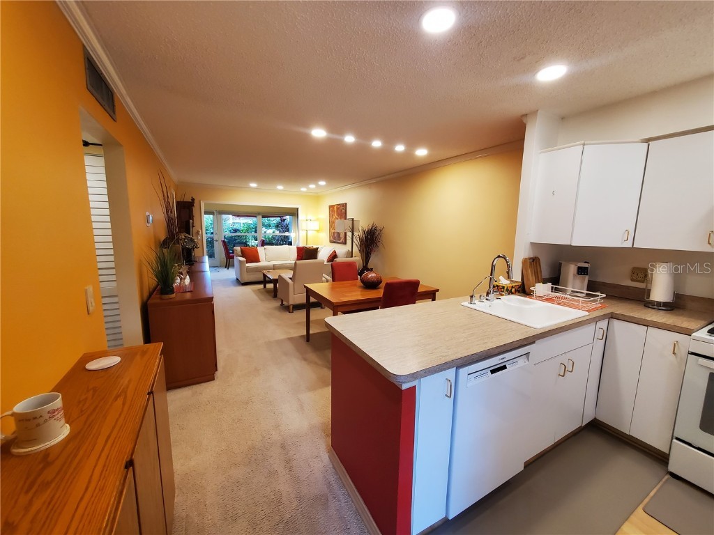 1403 Arrowhead Circle W #13E Clearwater FL 33759 TB8453741 image6