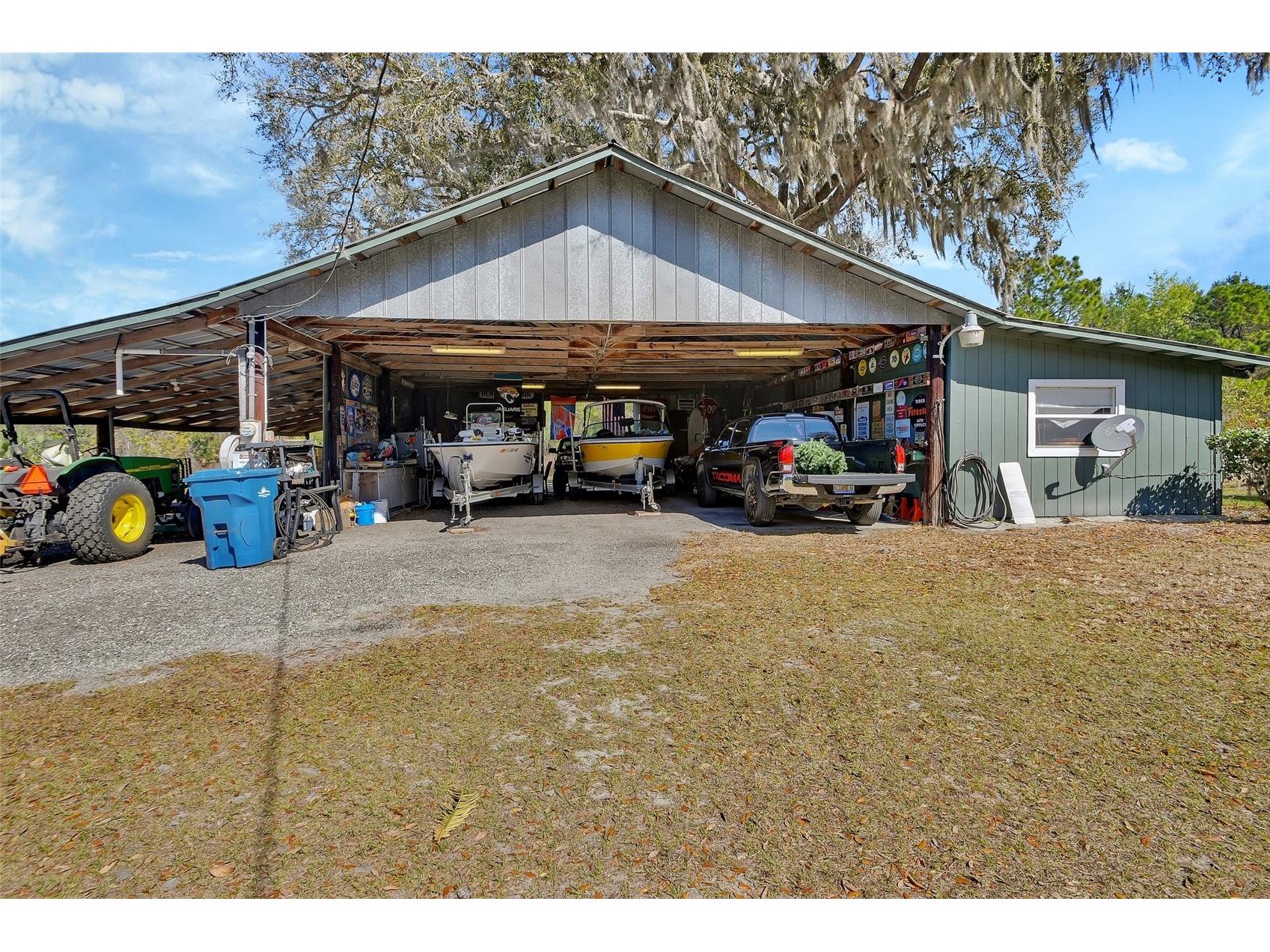 1403 Blackwelder Road De Leon Springs FL 32130 - LAKE WINONA V4948610 image54