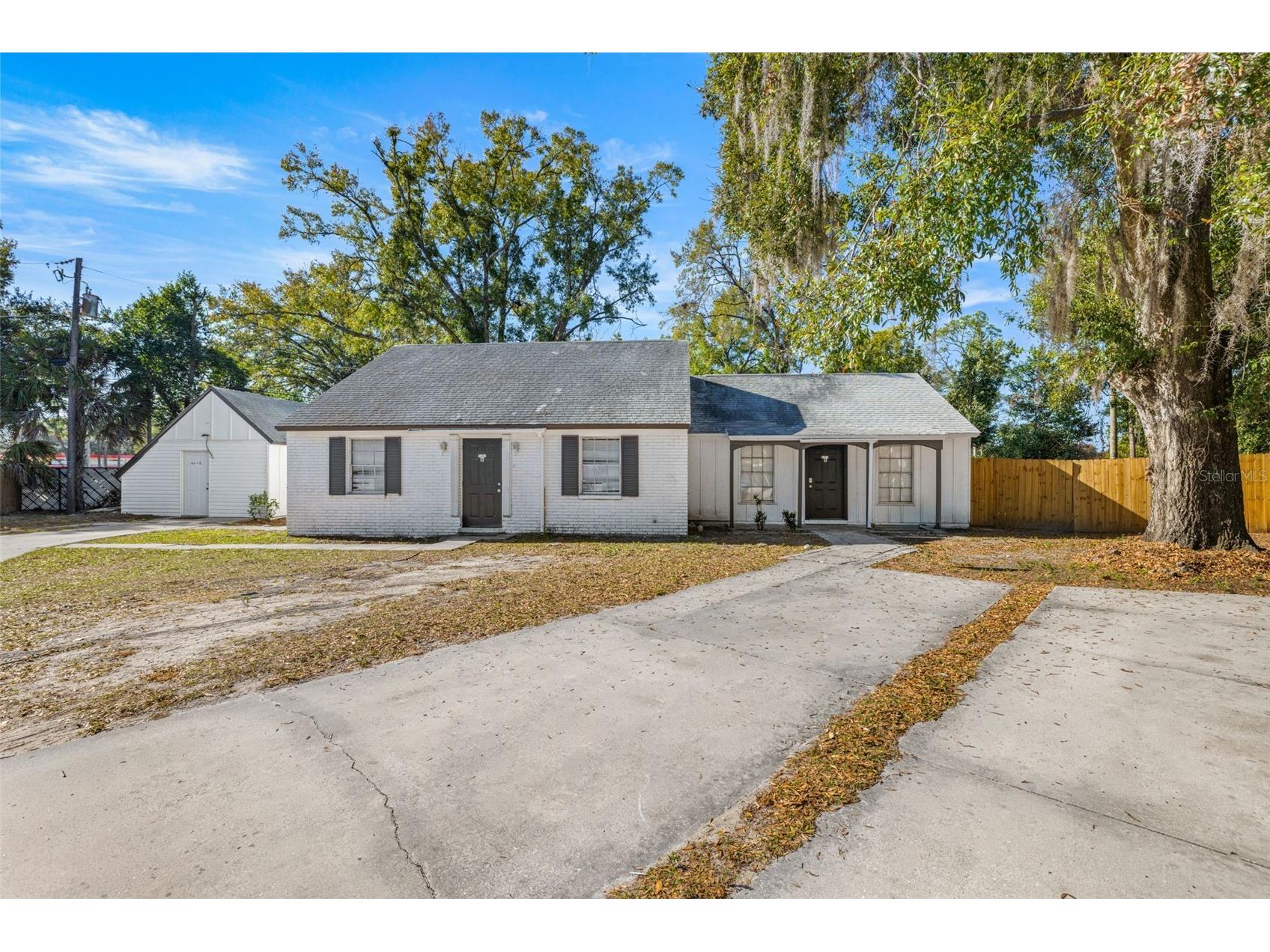 1403 College Park Lane Tampa FL 33612 TB8466971 image1