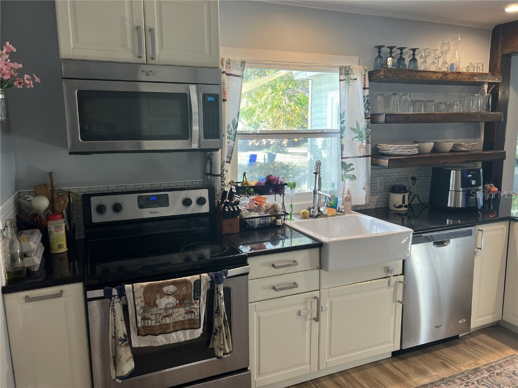 1403 Fern Place Lakeland FL 33801 TB8451317 image63