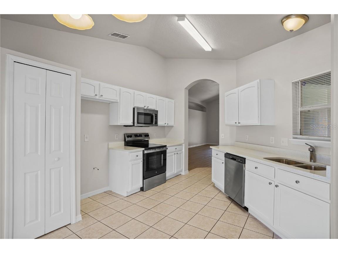 1403 Island Cove Drive Deland FL 32724 O6342405 image12