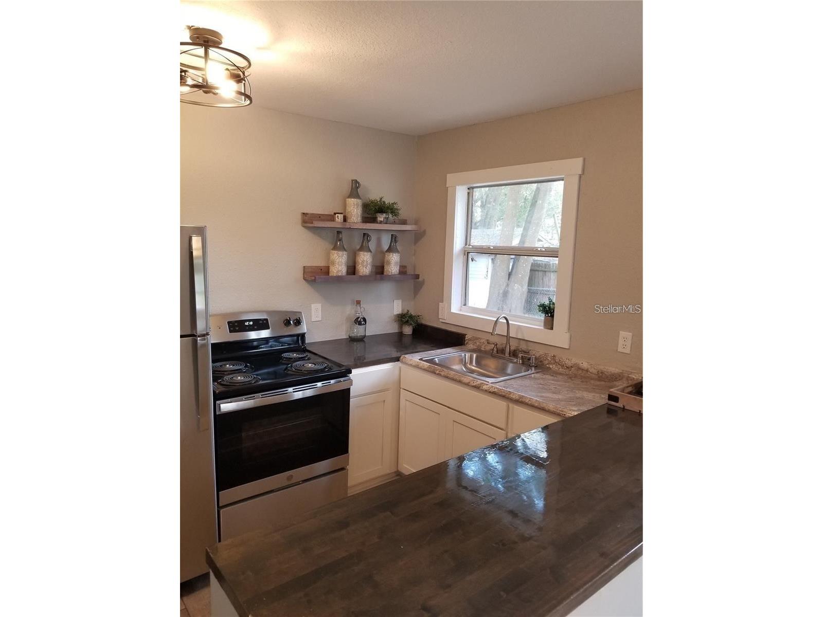1403 Noble Place Orlando FL 32801 O6422129 image4