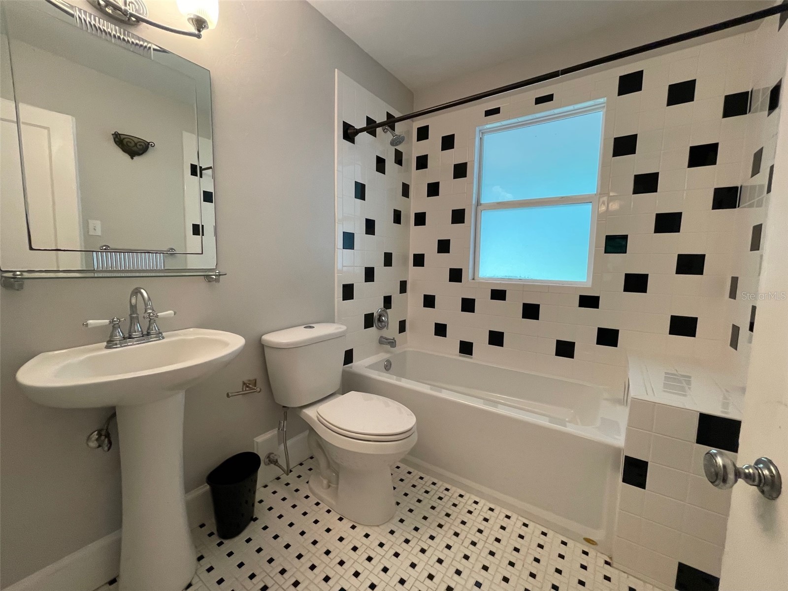 1403 NW 9th Avenue Gainesville FL 32605 GC539510 image15