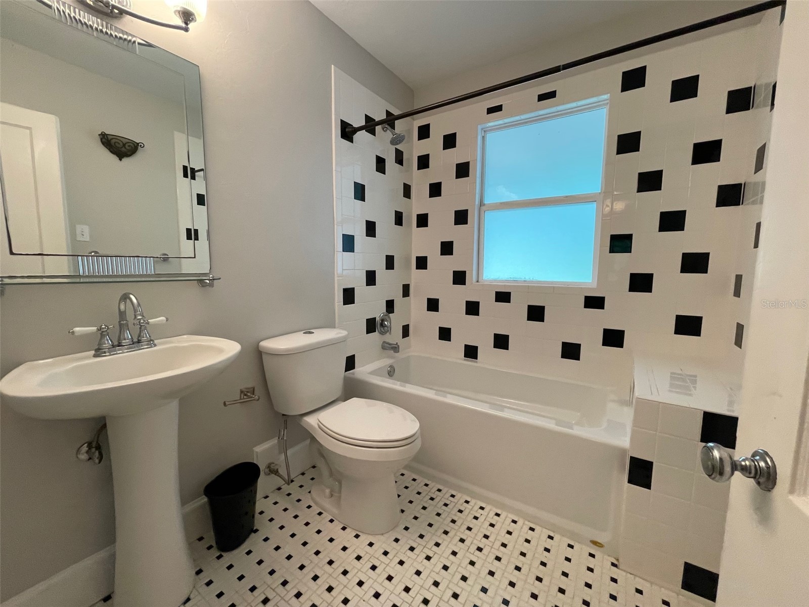 1403 NW 9th Avenue Gainesville FL 32605 GC539510 image16