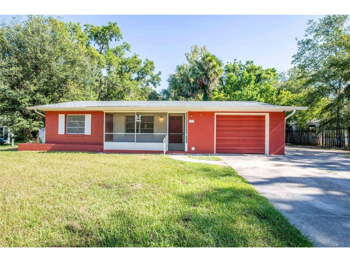 1403 Palmer Avenue Eustis FL 32726 O6132071 image1