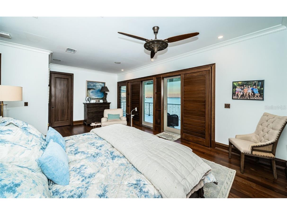 1403 Pass A Grille Way Saint Pete Beach FL 33706 - BOCA CIEGA BAY TB8454986 image58