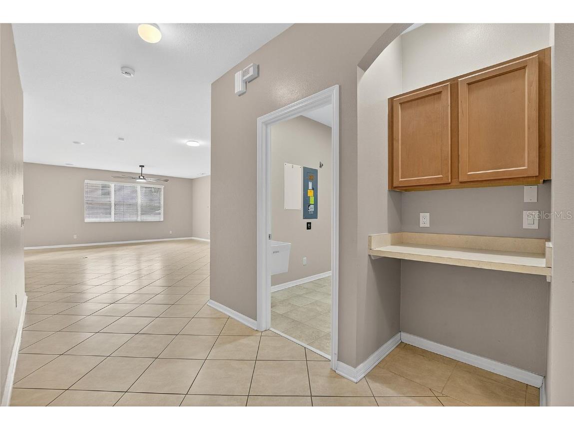 1403 Rushgrove Circle Dover FL 33527 TB8451977 image20