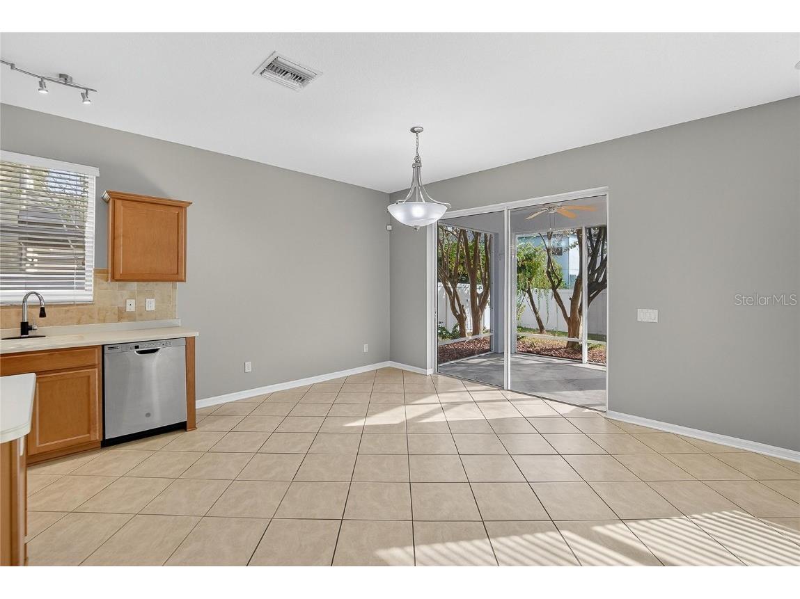 1403 Rushgrove Circle Dover FL 33527 TB8451977 image28