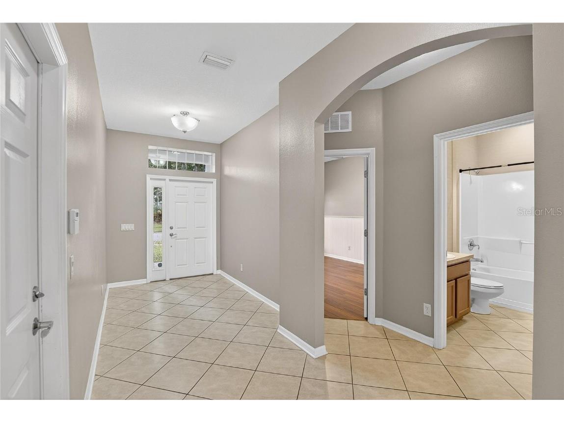 1403 Rushgrove Circle Dover FL 33527 TB8451977 image8