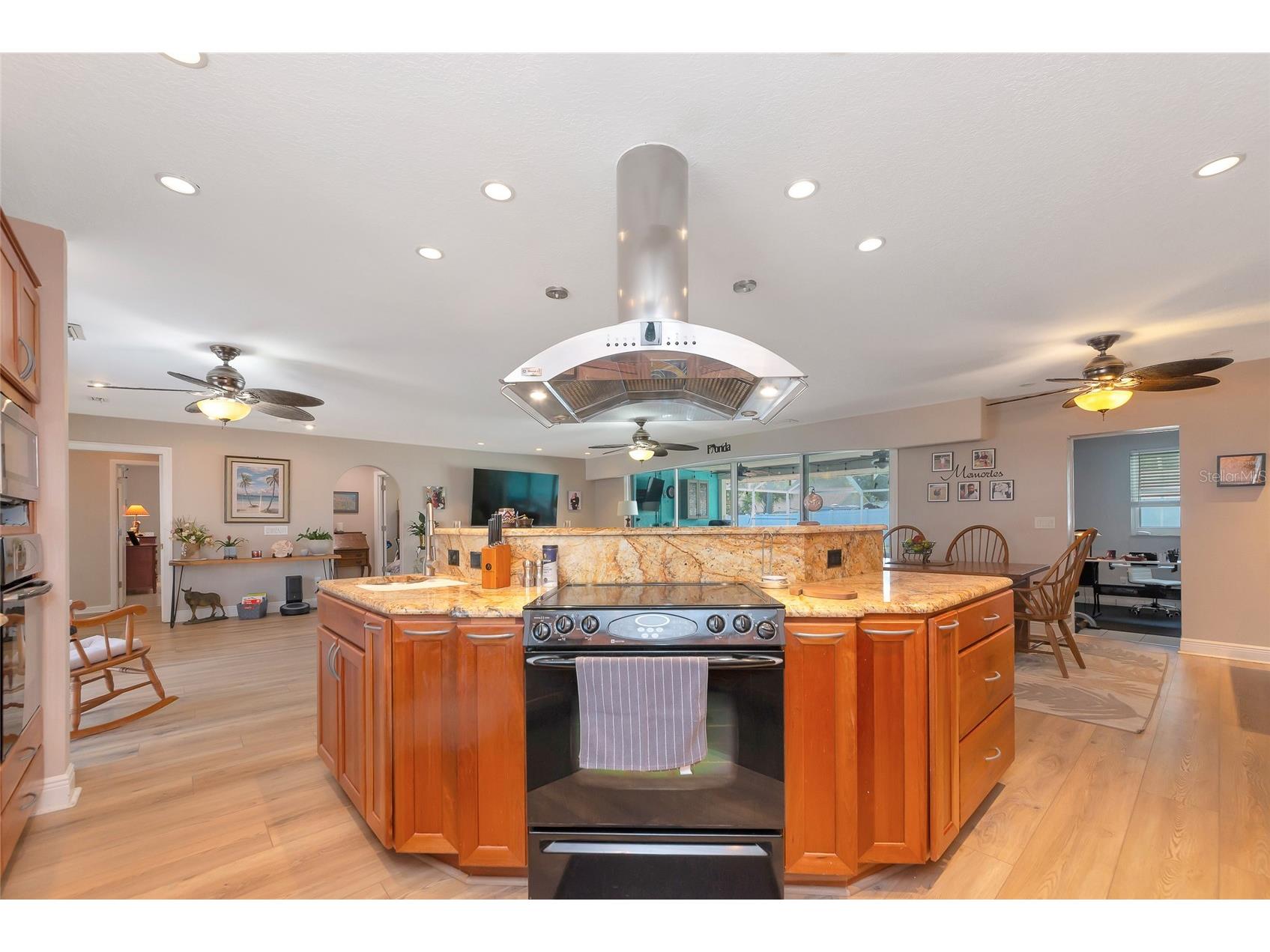 1403 Viola Drive Brandon FL 33511 A4689696 image19