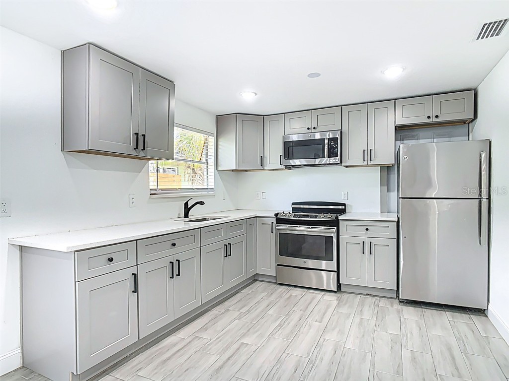 1403 W 13th Place Sanford FL 32771 O6303626 image32