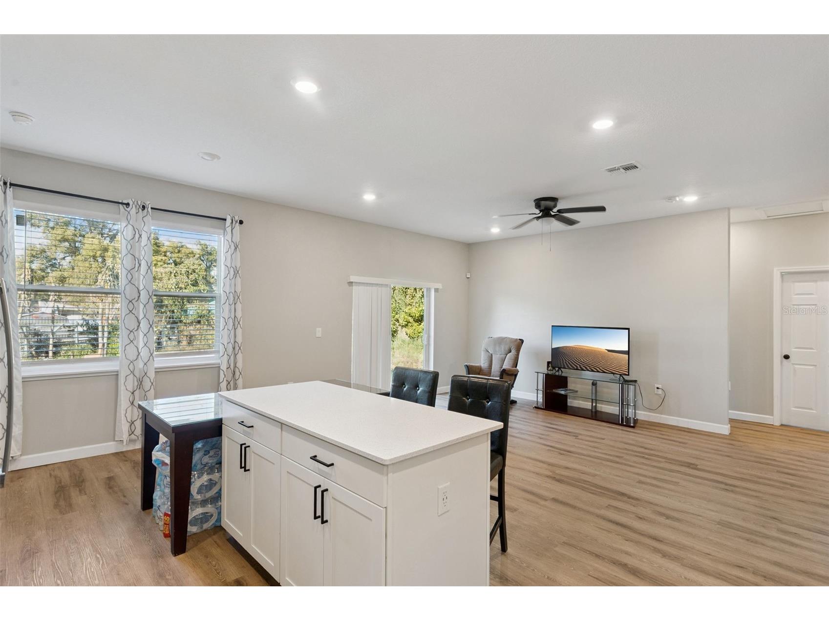 1403 W Kaley Avenue Orlando FL 32805 O6380055 image2