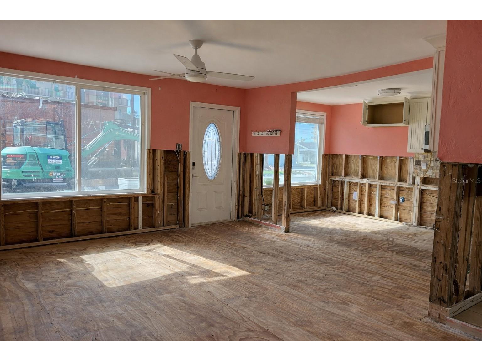 14033 Palm Street Madeira Beach FL 33708 TB8488524 image8