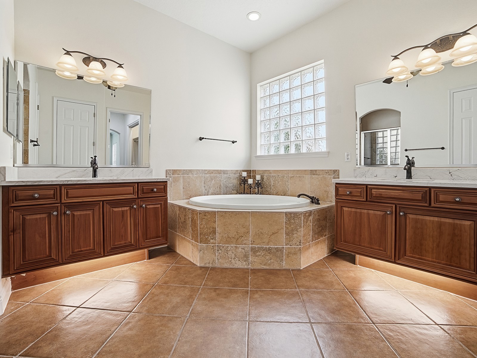 1404 Caring Court Maitland FL 32751 - LAKE LOVE G5113516 image17
