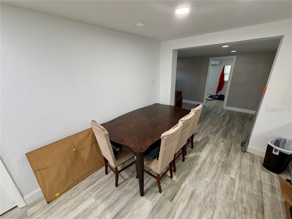 1404 Crescent Place Lakeland FL 33801 L4957508 image23