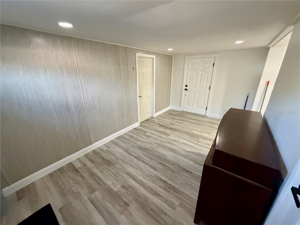 1404 Crescent Place Lakeland FL 33801 L4957508 image32