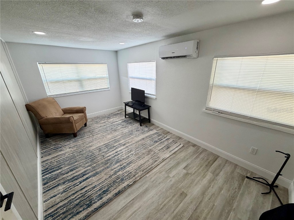 1404 Crescent Place Lakeland FL 33801 L4957508 image33