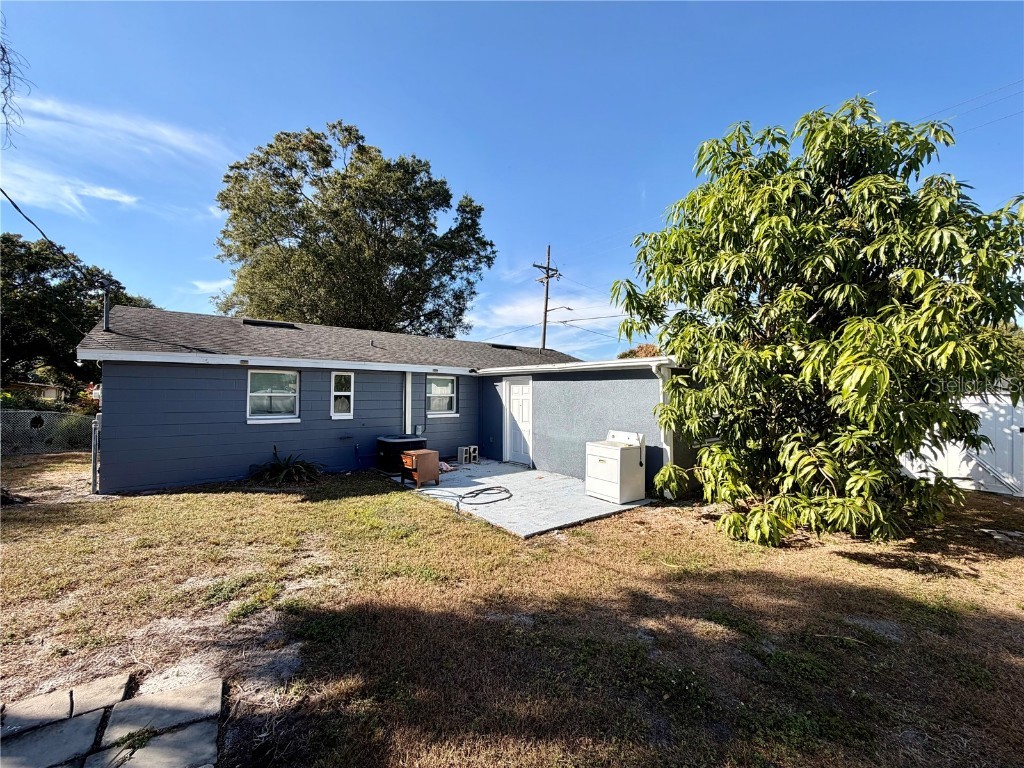 1404 Crescent Place Lakeland FL 33801 L4957508 image8