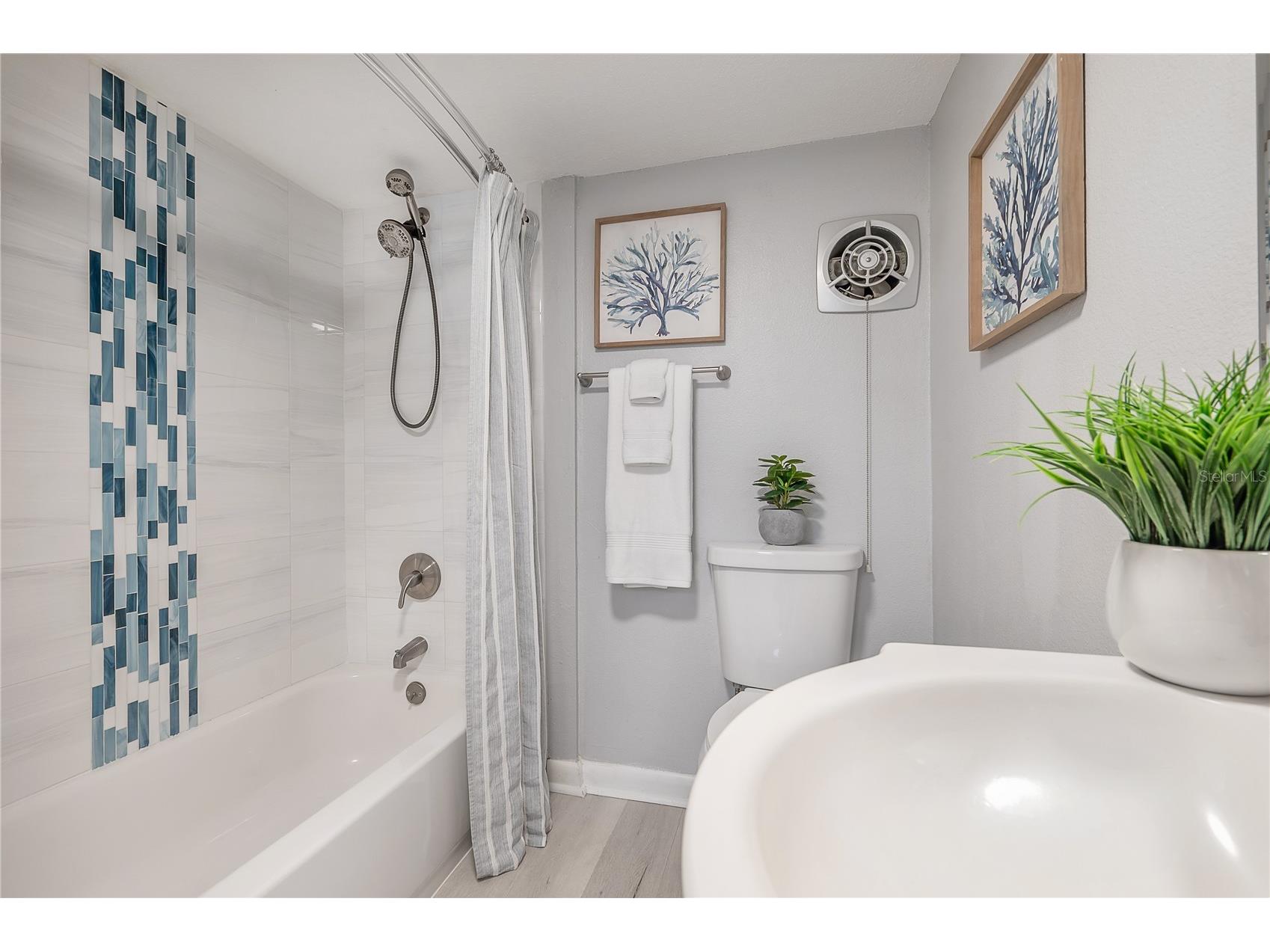 1404 E Cayuga Street Tampa FL 33603 TB8471232 image29