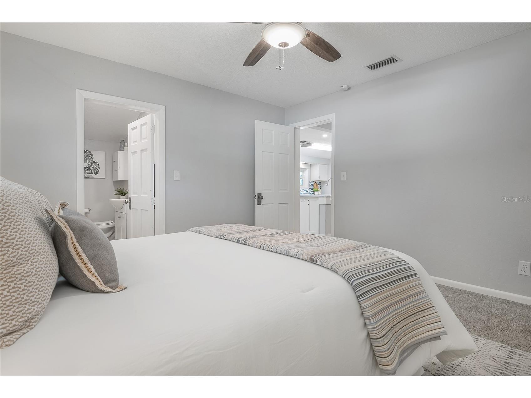 1404 E Cayuga Street Tampa FL 33603 TB8471232 image33