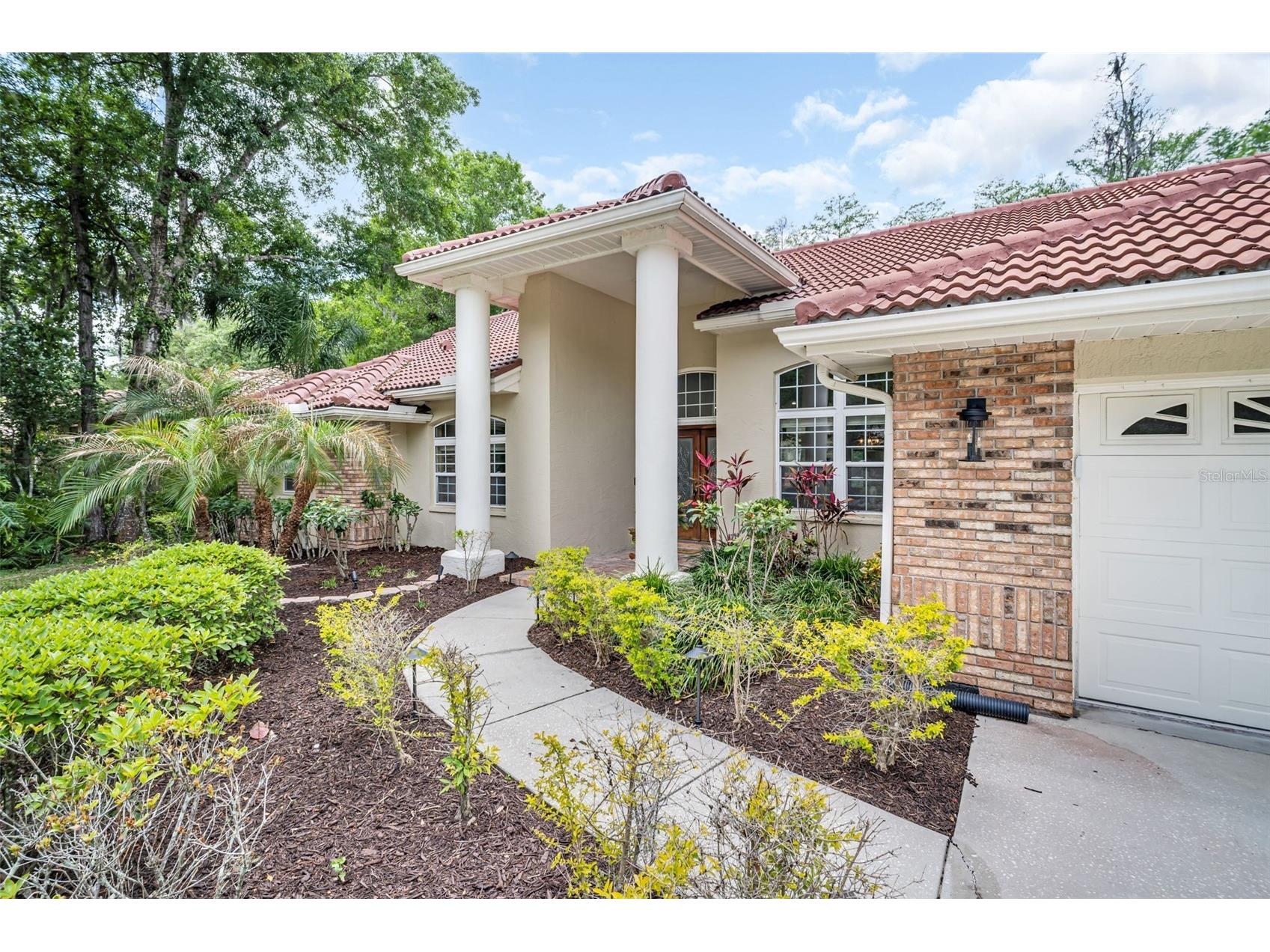 1404 East Lake Woodlands Parkway Oldsmar FL 34677 TB8496474 image1