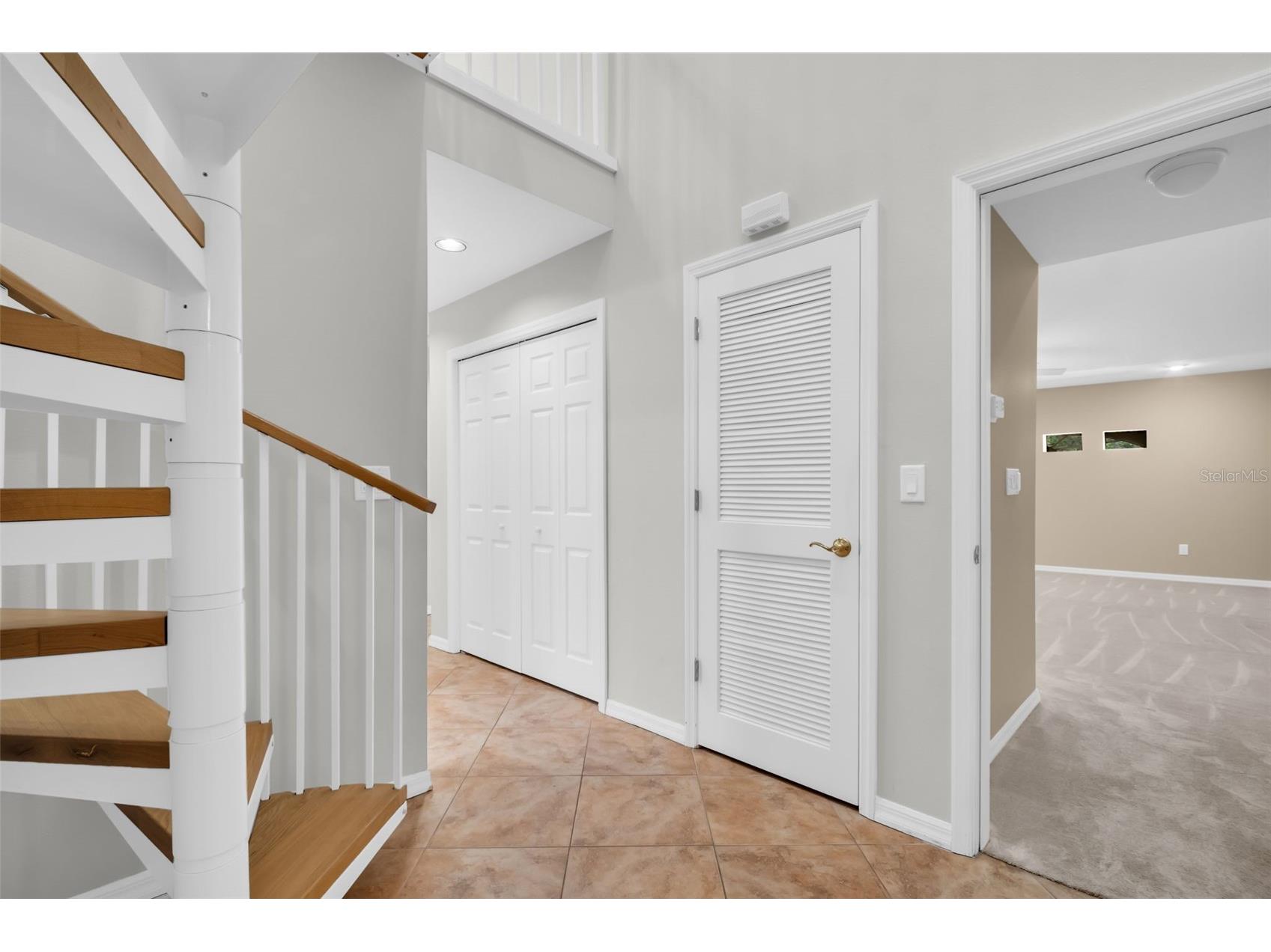 1404 East Lake Woodlands Parkway Oldsmar FL 34677 TB8496474 image42