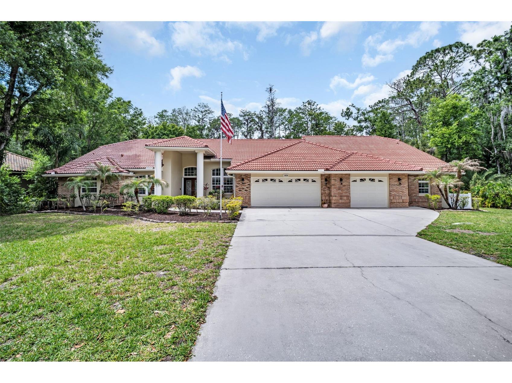 1404 East Lake Woodlands Parkway Oldsmar FL 34677 TB8496474 image60