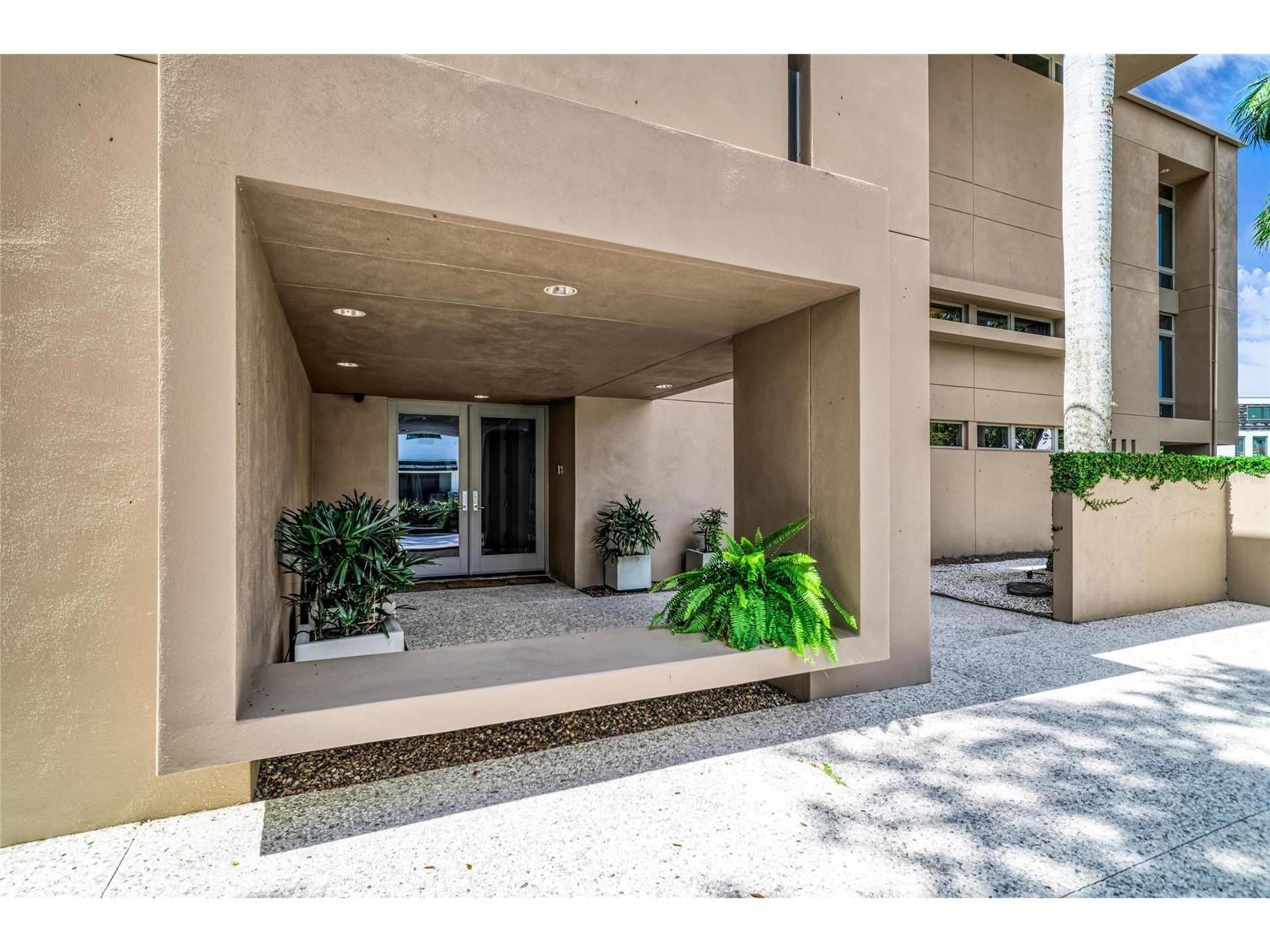 1404 Kenilworth Street Sarasota FL 34231 - SRQ BAY A4672697 image8