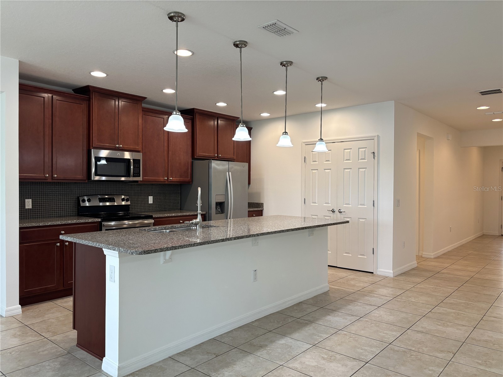 1404 Lanier Point Place Kissimmee FL 34746 O6409883 image4
