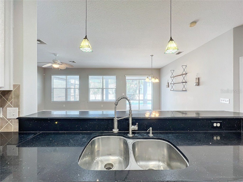 1404 Lexington Avenue Davenport FL 33837 S5119637 image13