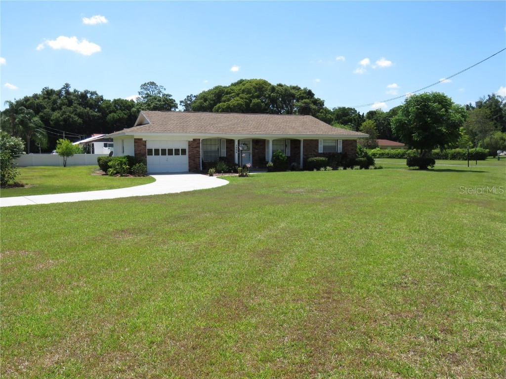 1404 Lithia Pinecrest Road Brandon FL 33511 T3534596 image1