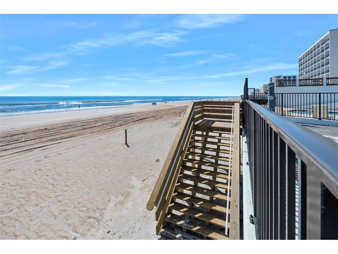 1404 N Atlantic Avenue #4 Daytona Beach FL 32118 O6233241 image4