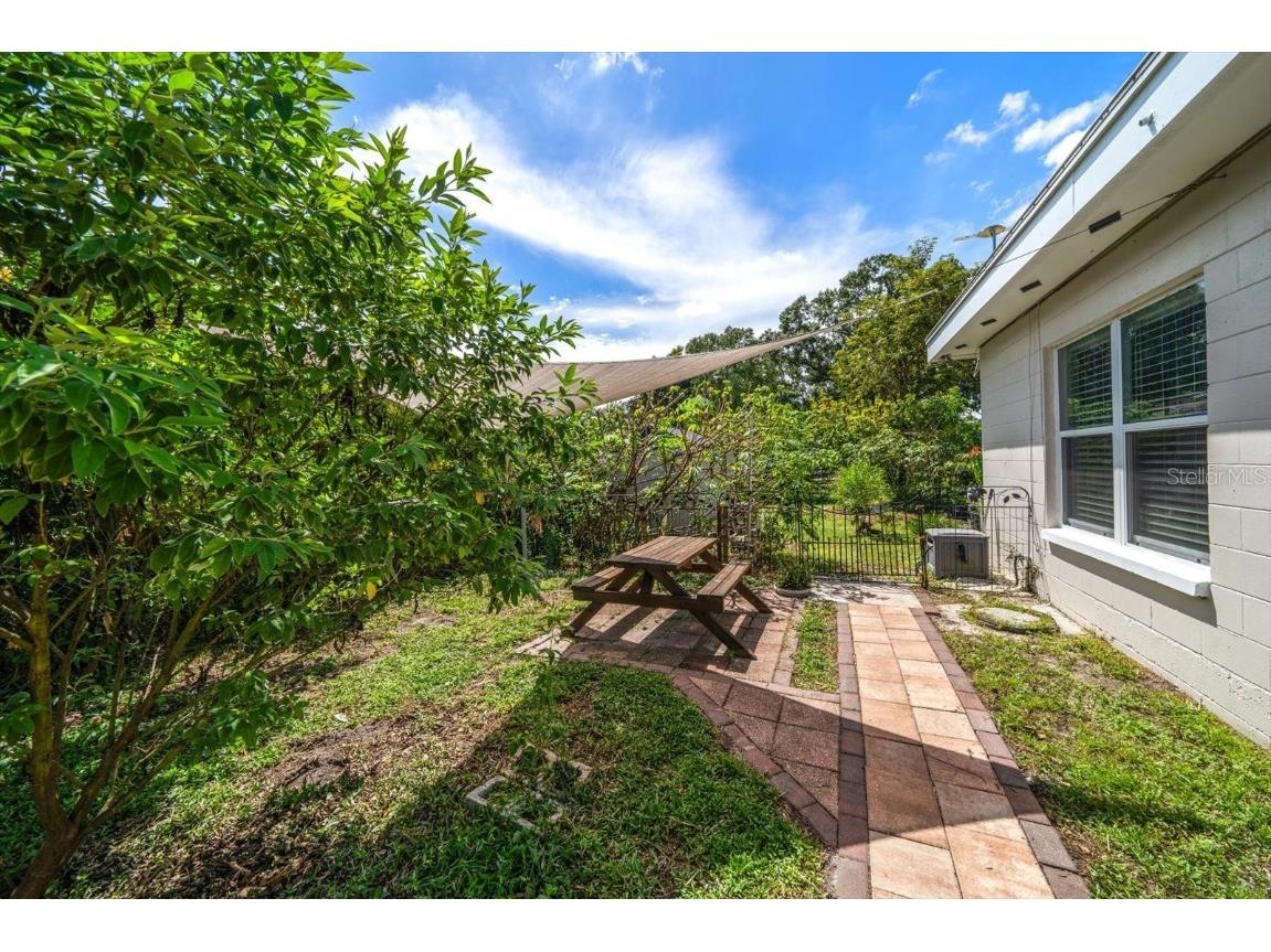 1404 N Palm Drive Plant City FL 33563 TB8424981 image23