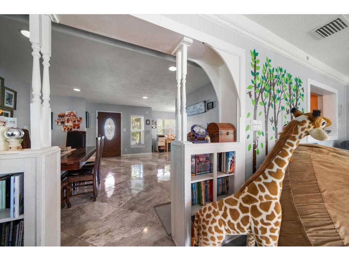 1404 N Palm Drive Plant City FL 33563 TB8424981 image9