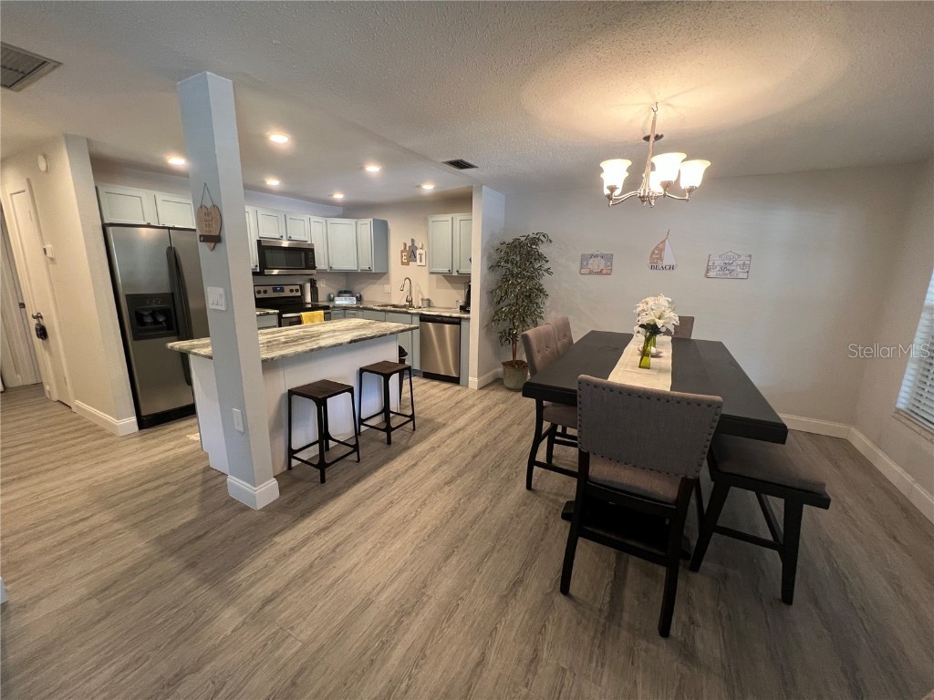 1404 N Saturn Avenue Clearwater FL 33755 U8239102 image1