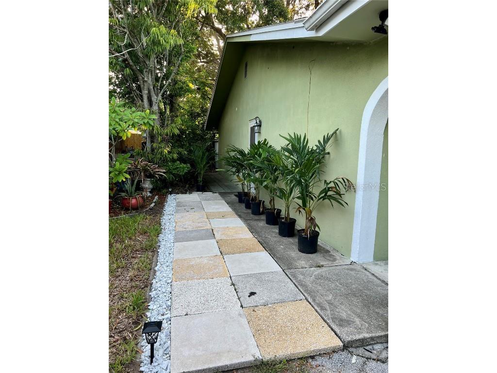 1404 N Saturn Avenue Clearwater FL 33755 U8239102 image26