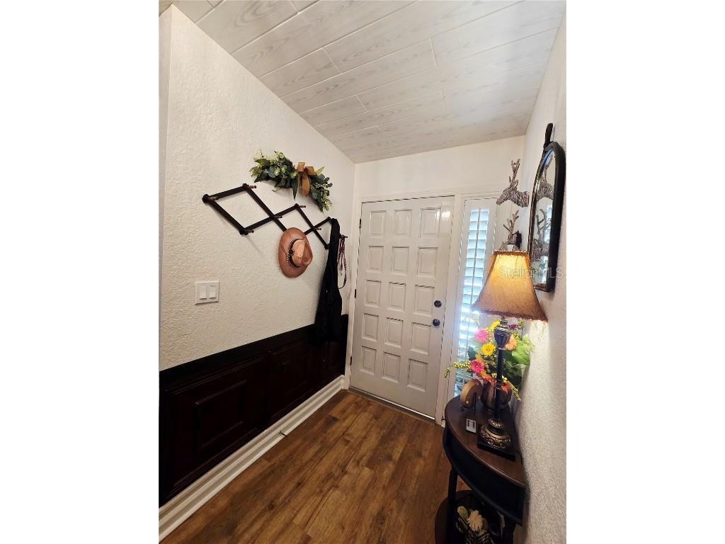 1404 Red Oak Drive Tarpon Springs FL 34689 TB8411757 image3