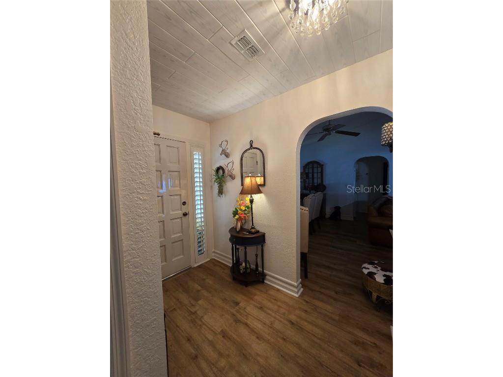 1404 Red Oak Drive Tarpon Springs FL 34689 TB8411757 image4