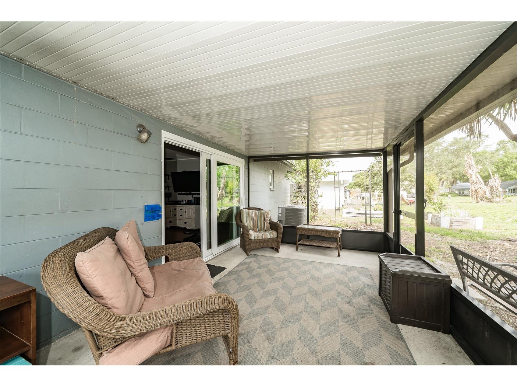 1404 Redbud Circle Plant City FL 33563 TB8515311 image25