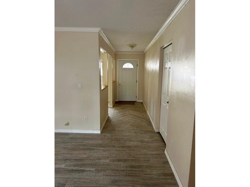 1404 Sandalwood Drive Dunedin FL 34698 TB8511246 image2