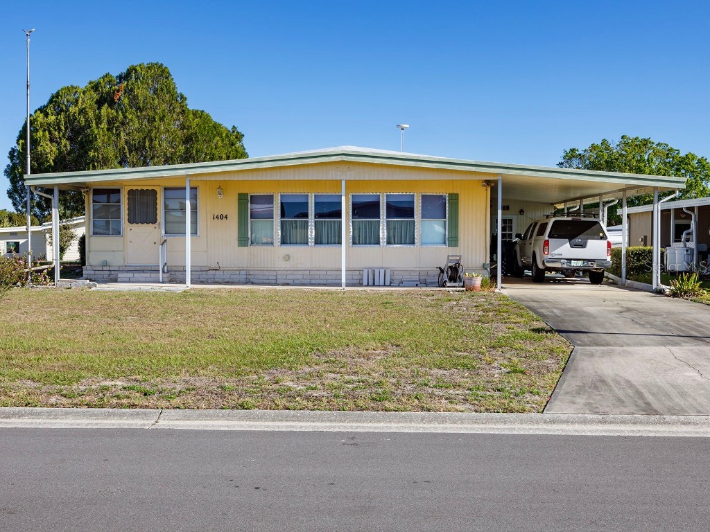 1404 Skyline Court Tavares FL 32778 - Lake Frances G5066568 image1