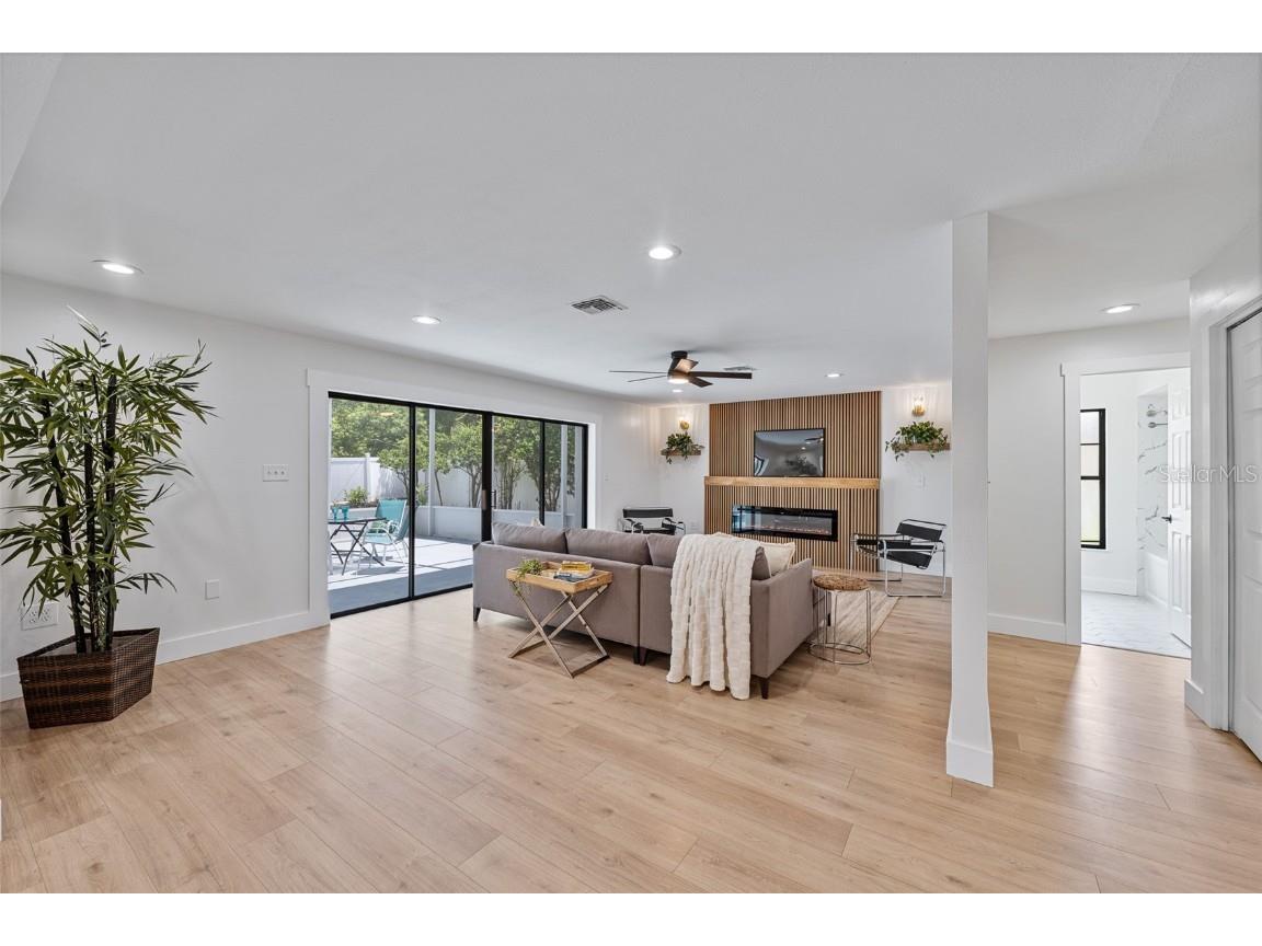 14043 Wolcott Drive Tampa FL 33624 TB8414824 image13